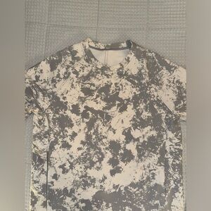 Lululemon Gray Camouflage Pullover